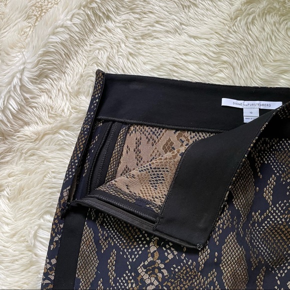 DVF Panel Marta Framed Python Skirt Size 10 - Picture 4 of 9